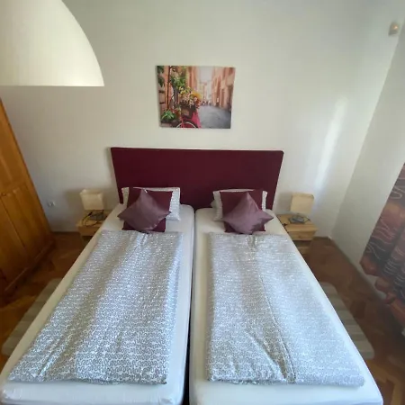 Anonymus Vendeghaz Apartament Siófok