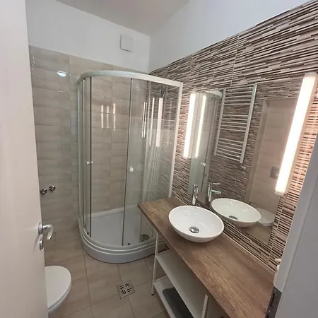 Apartment Anonymus Vendeghaz Siofok