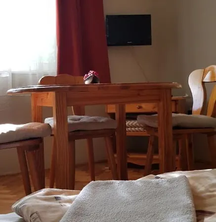 Anonymus Vendeghaz Apartment *